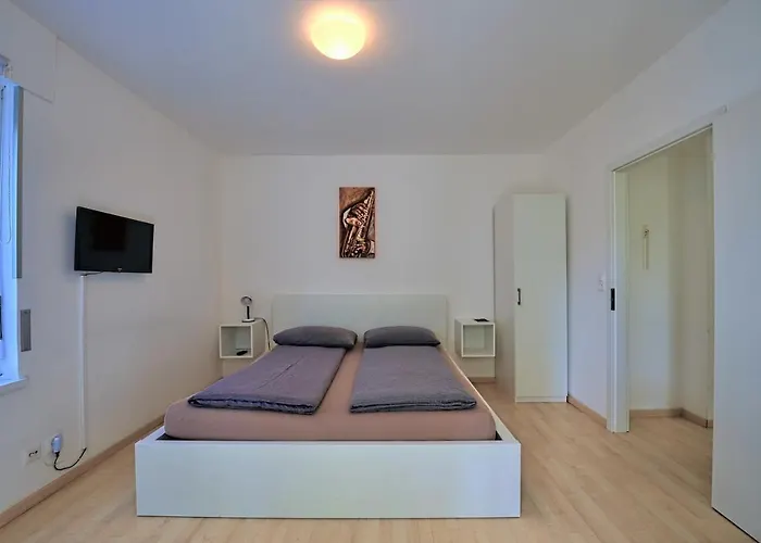 아파트 Casa Liliane 아스꼬나